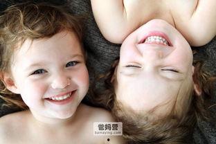 双胞胎,两颗心，一个梦